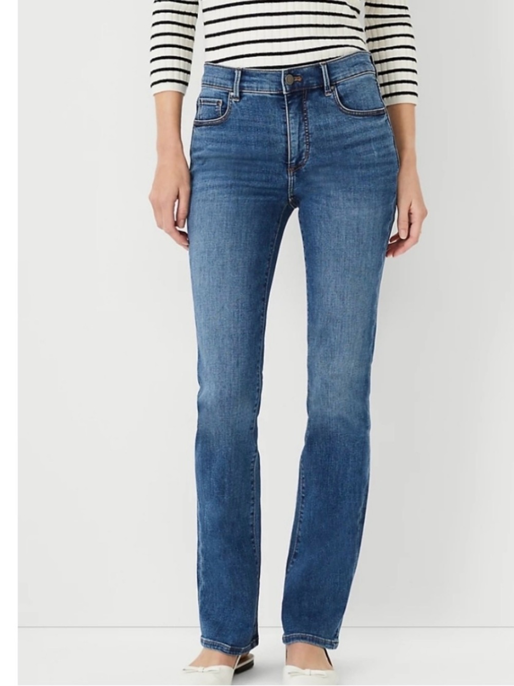 Ann Taylor Mid Rise Bootcut Jean - Picture 15 of 15